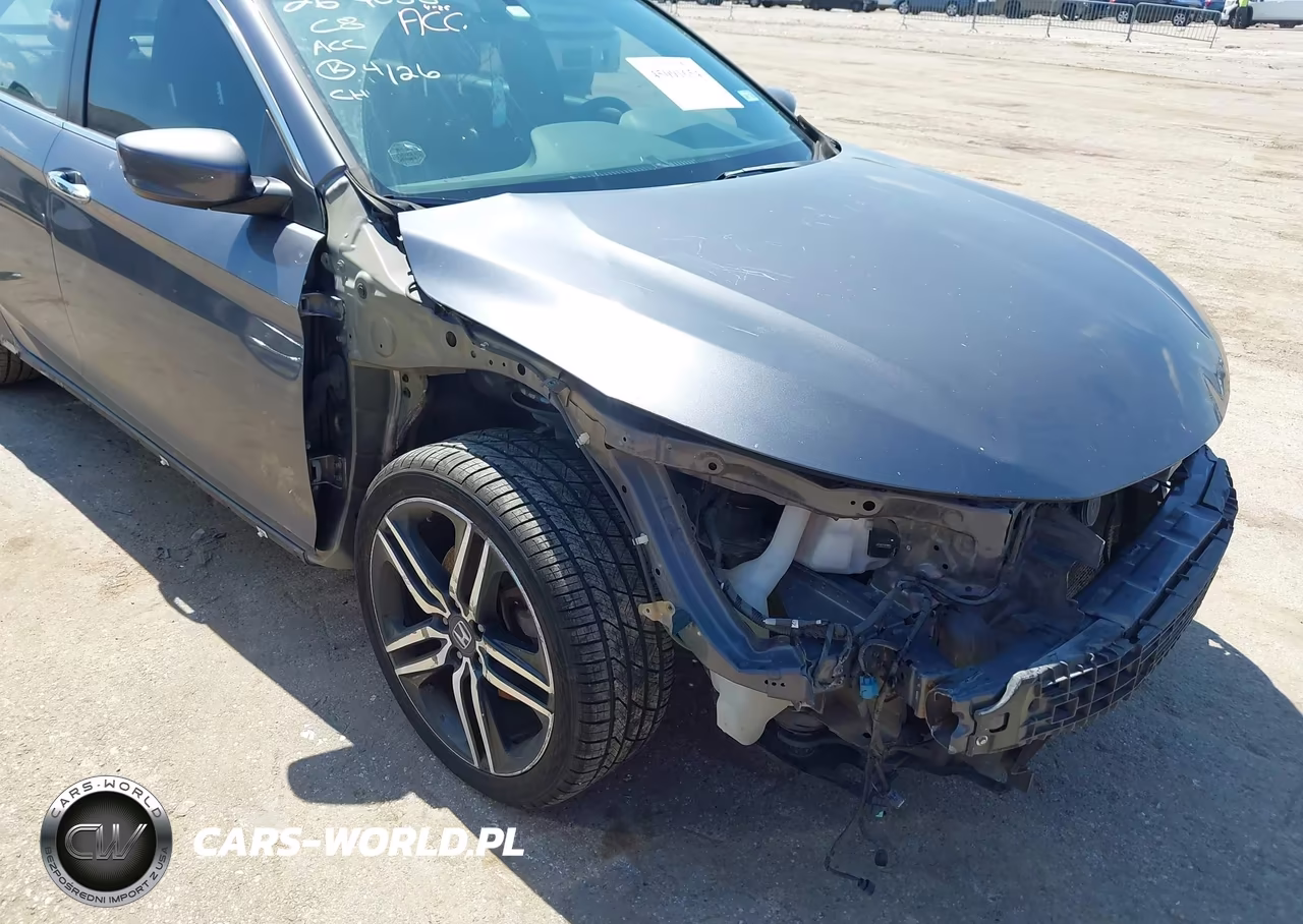 2017 Honda Accord Sport VIN:1HGCR2F5XHA222716 - 6