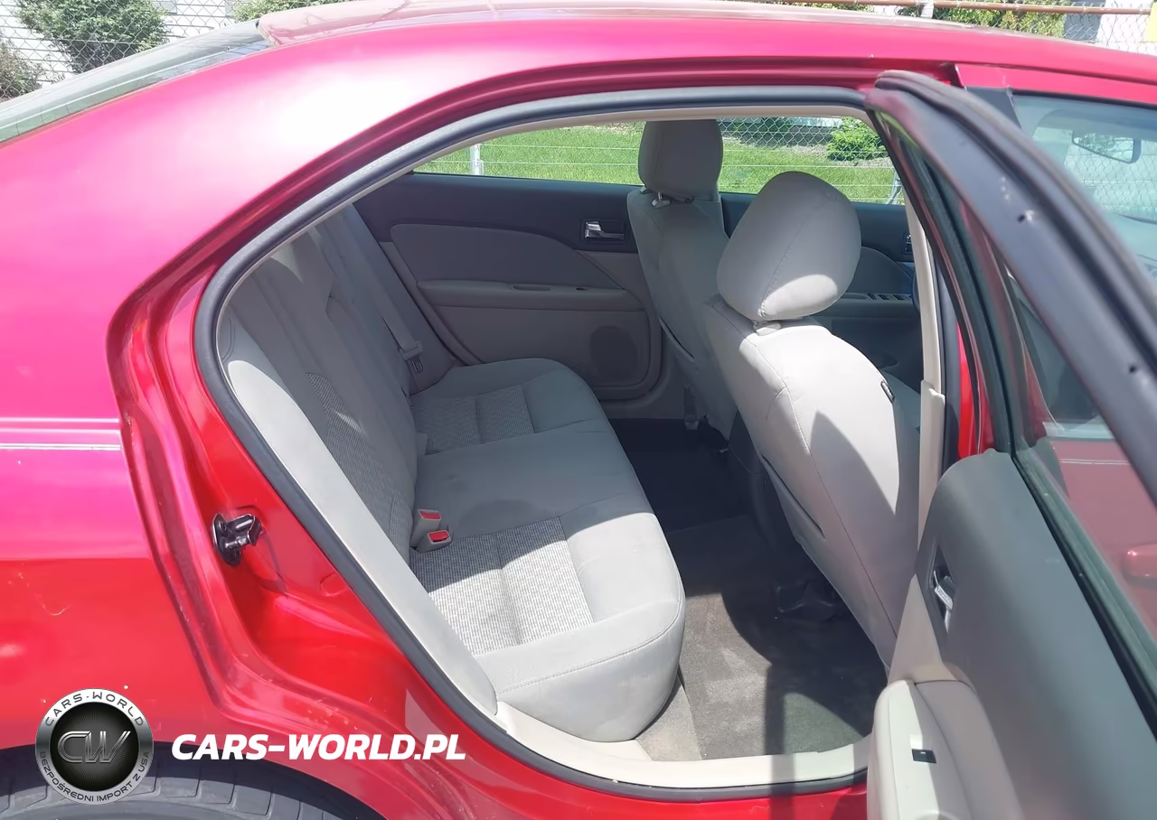 2012 Ford Fusion Se VIN:3FAHP0HA3CR337915 - 8