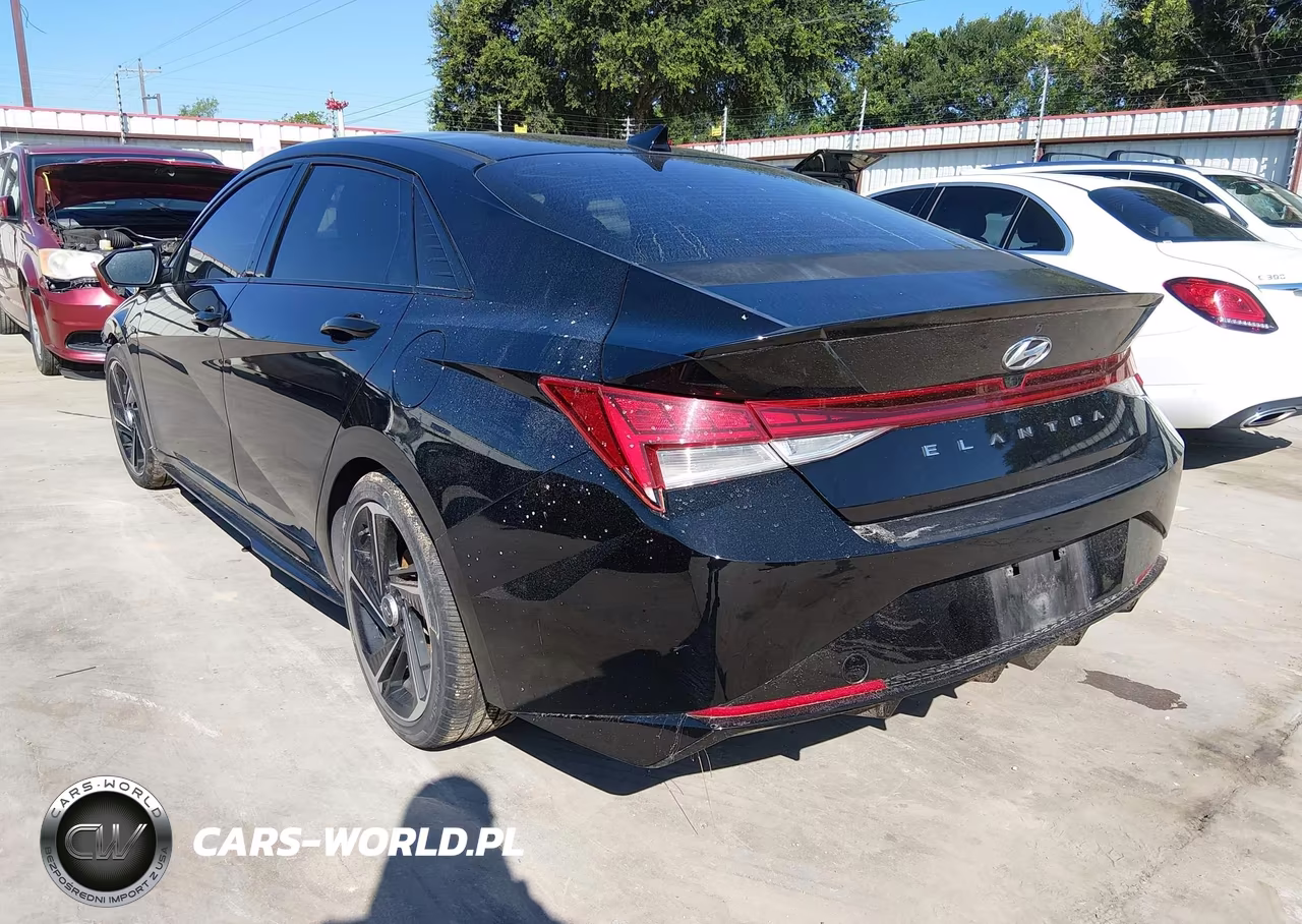 2023 Hyundai Elantra N Line VIN:KMHLR4AF2PU392183 - 3