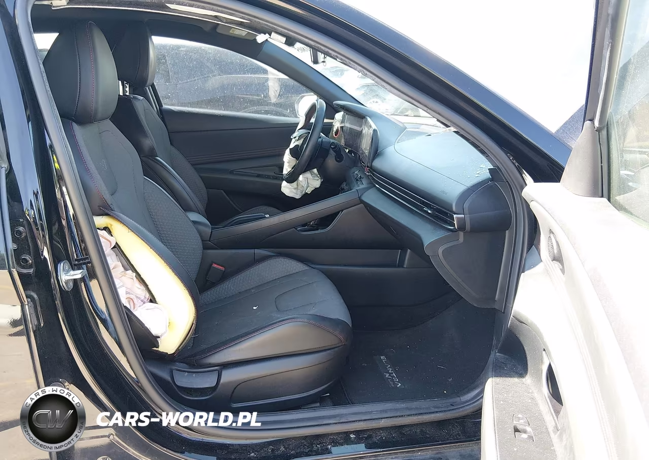 2023 Hyundai Elantra N Line VIN:KMHLR4AF2PU392183 - 5