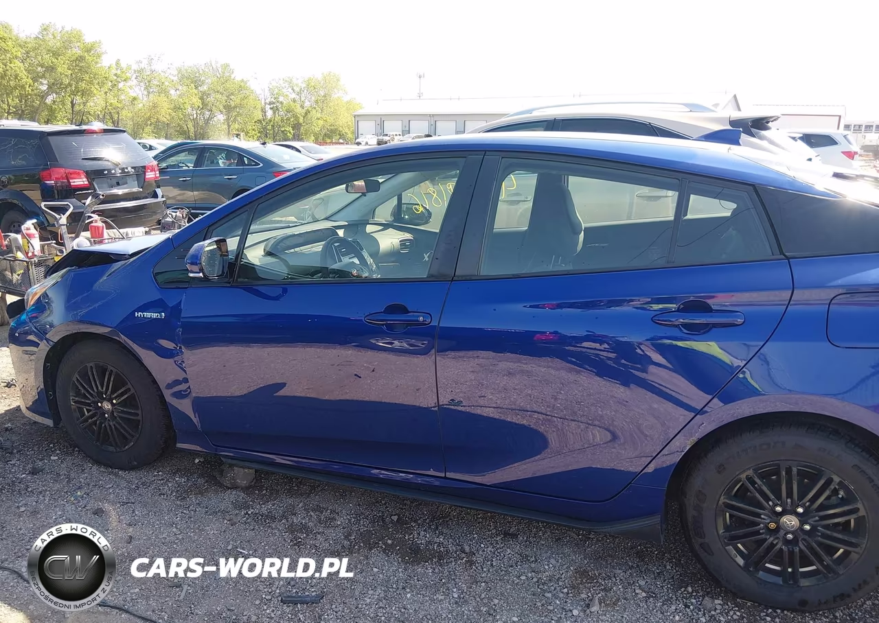 2017 Toyota Prius Three VIN:JTDKARFU1H3535210 - 15
