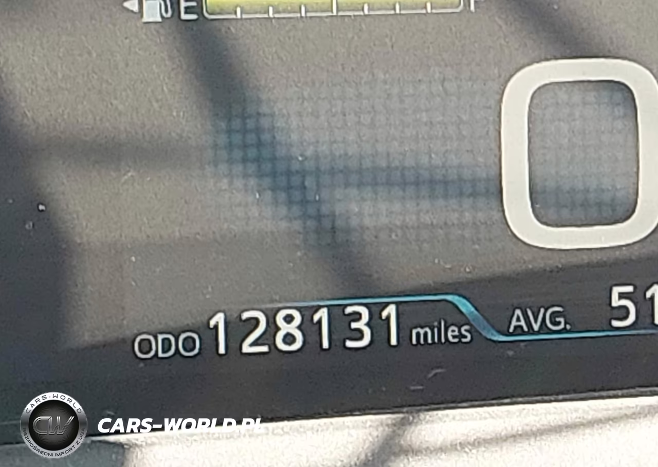 2017 Toyota Prius Three VIN:JTDKARFU1H3535210 - 16