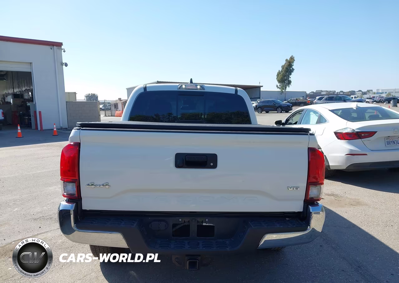2023 Toyota Tacoma Sr5 V6 VIN:3TMCZ5AN2PM584547 - 17
