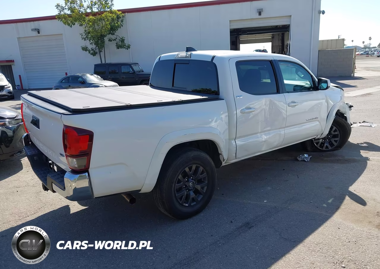 2023 Toyota Tacoma Sr5 V6 VIN:3TMCZ5AN2PM584547 - 4