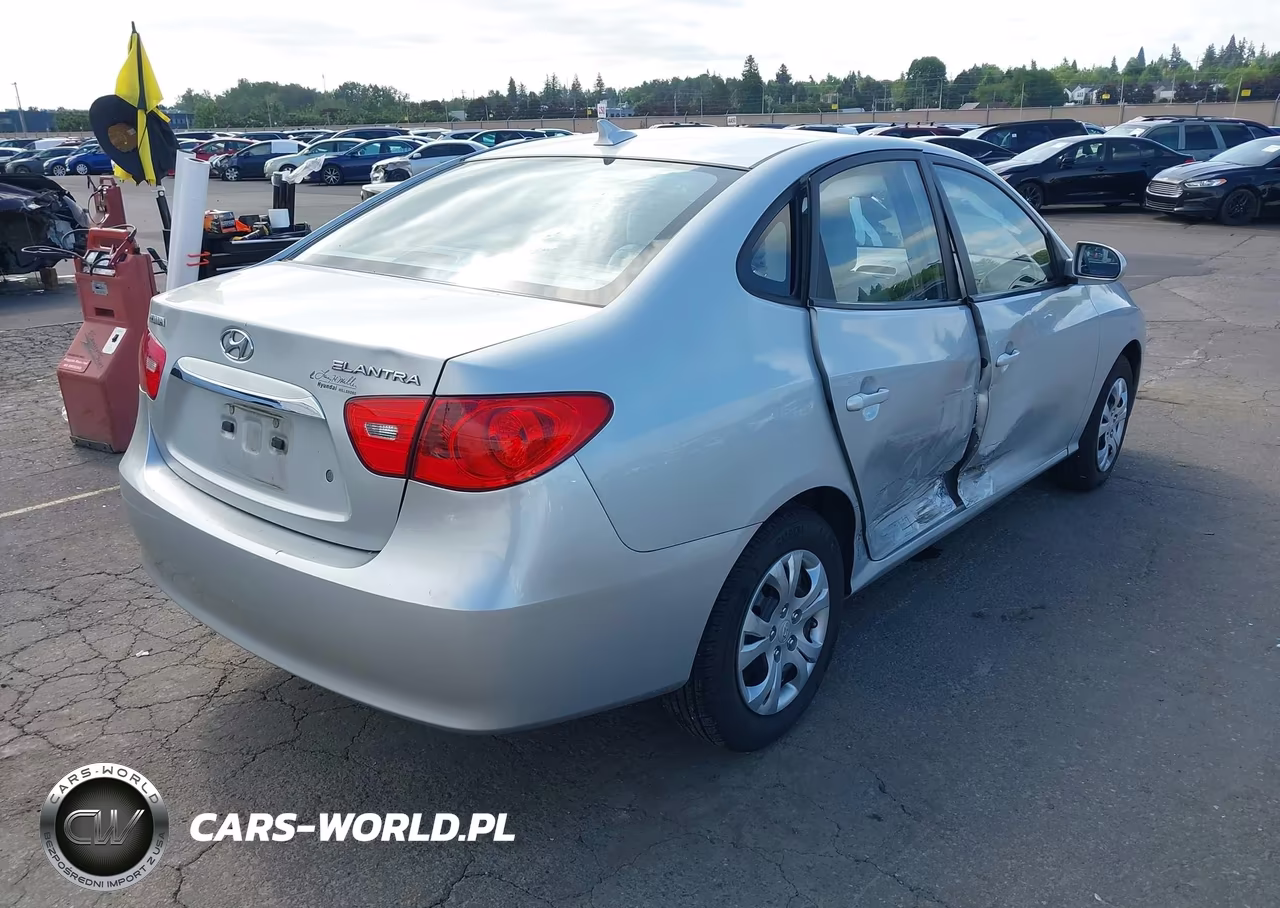 2010 Hyundai Elantra Gls VIN:KMHDU4ADXAU126645 - 4