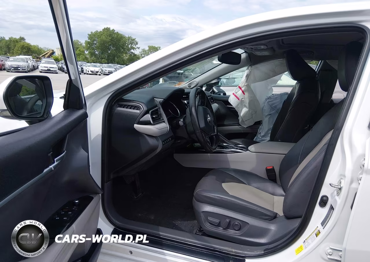 2020 Toyota Camry Xle Hybrid VIN:4T1F31AKXLU545008 - 5
