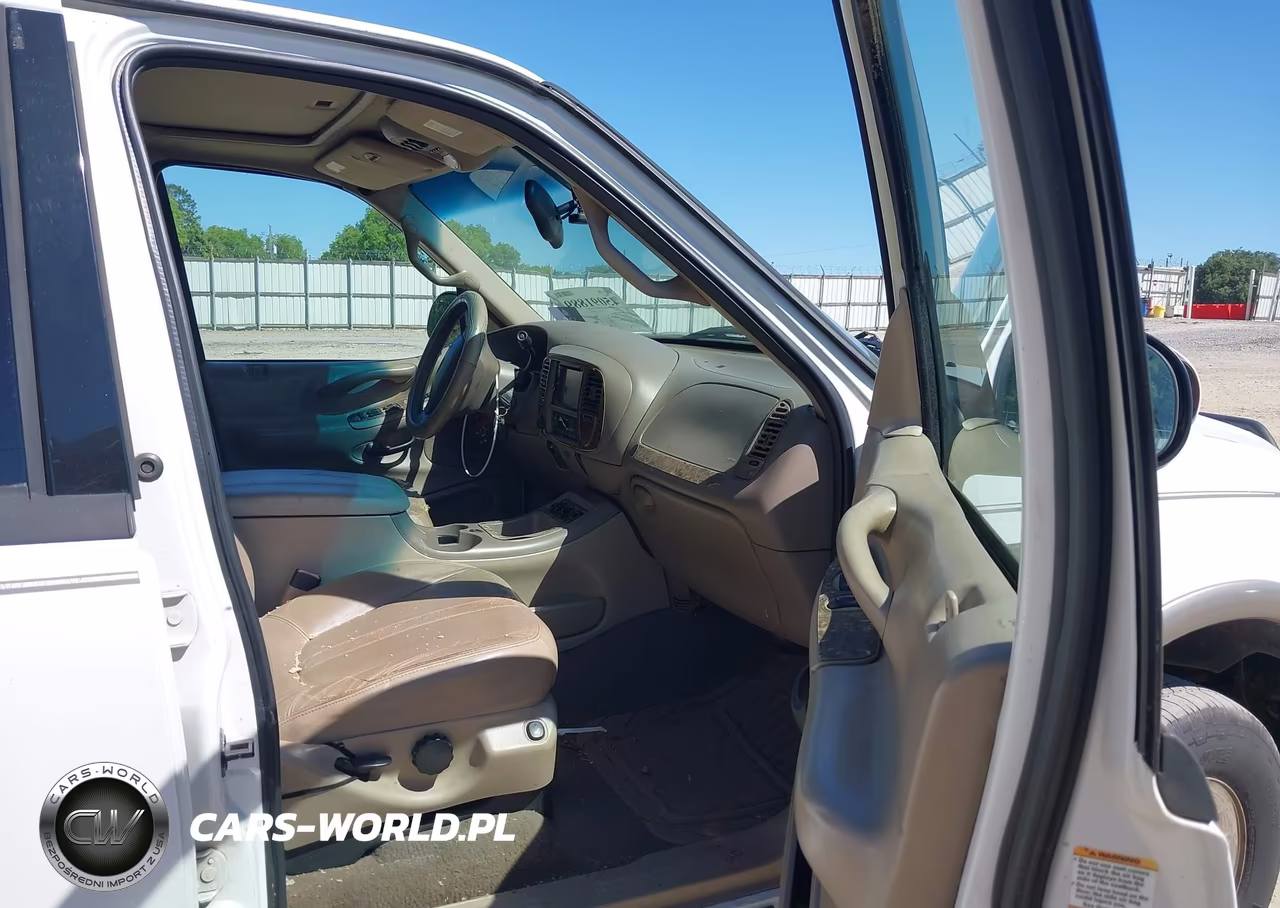 2001 Ford Expedition Eddie Bauer VIN:1FMFU18L01LB33422 - 5