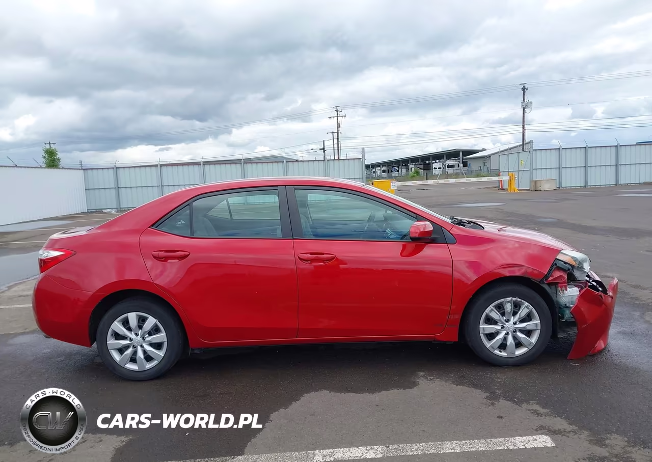 2016 Toyota Corolla Le VIN:2T1BURHE8GC486610 - 14