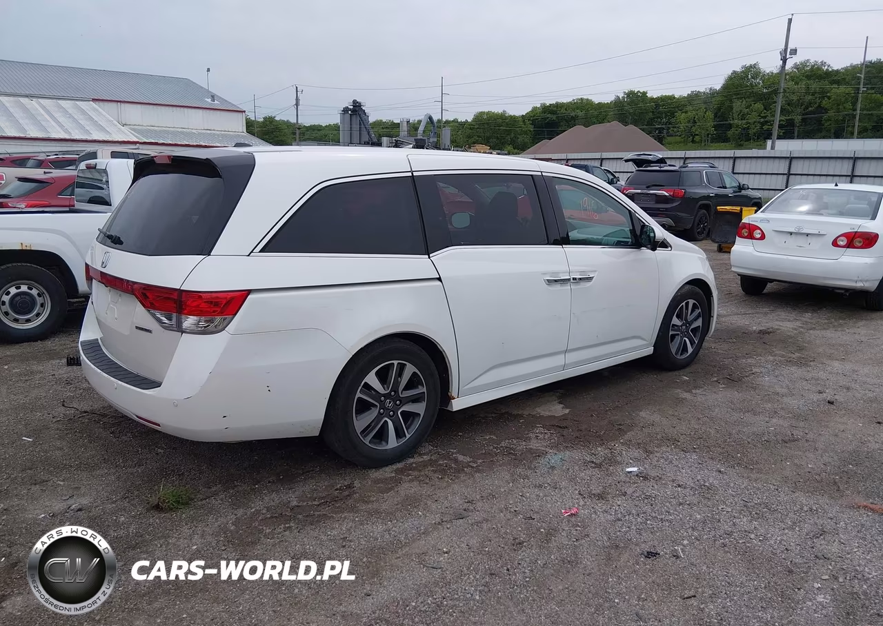 2014 Honda Odyssey Touring-Touring Elite VIN:5FNRL5H92EB092820 - 4