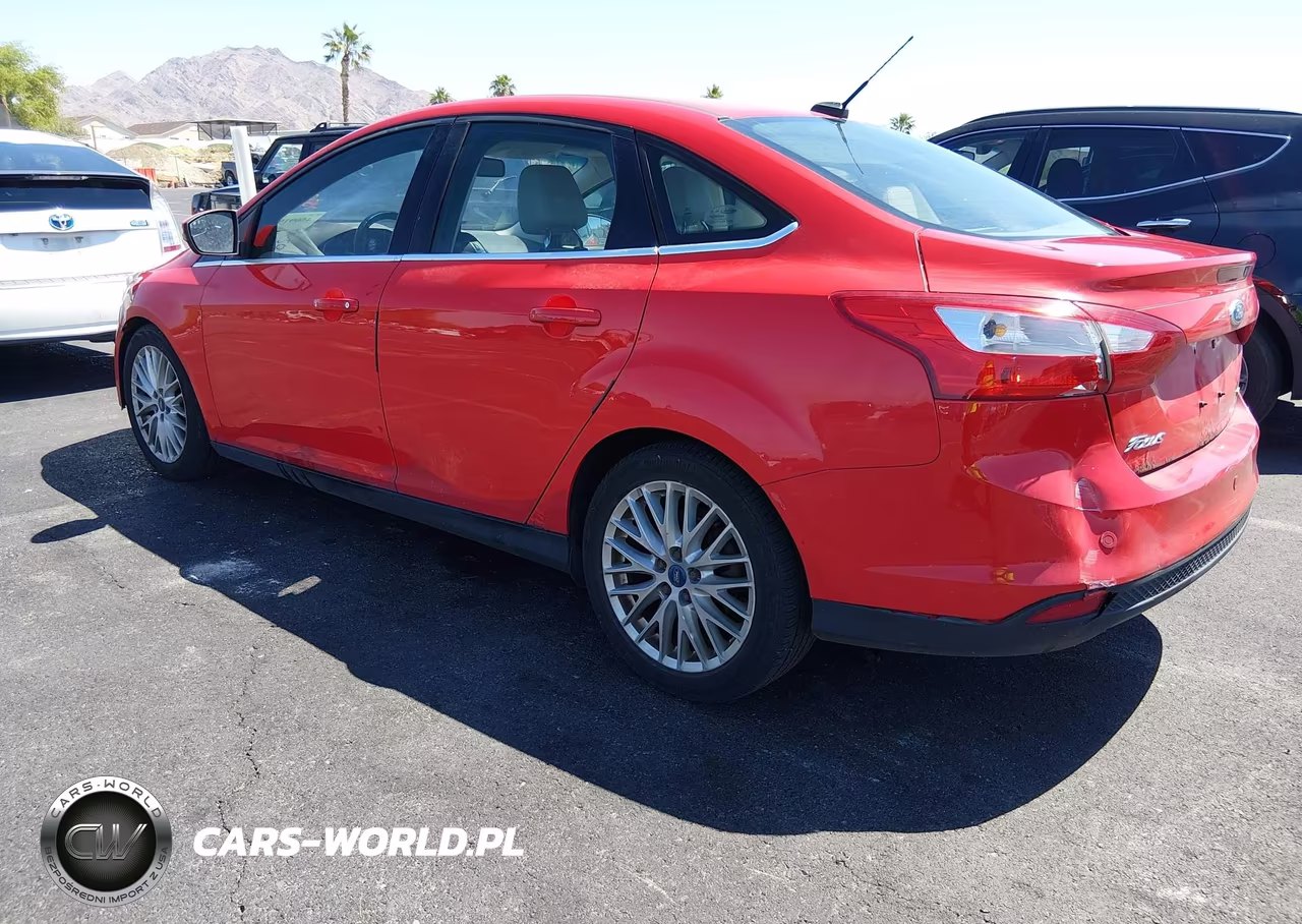 2012 Ford Focus Sel VIN:1FAHP3H28CL339037 - 6