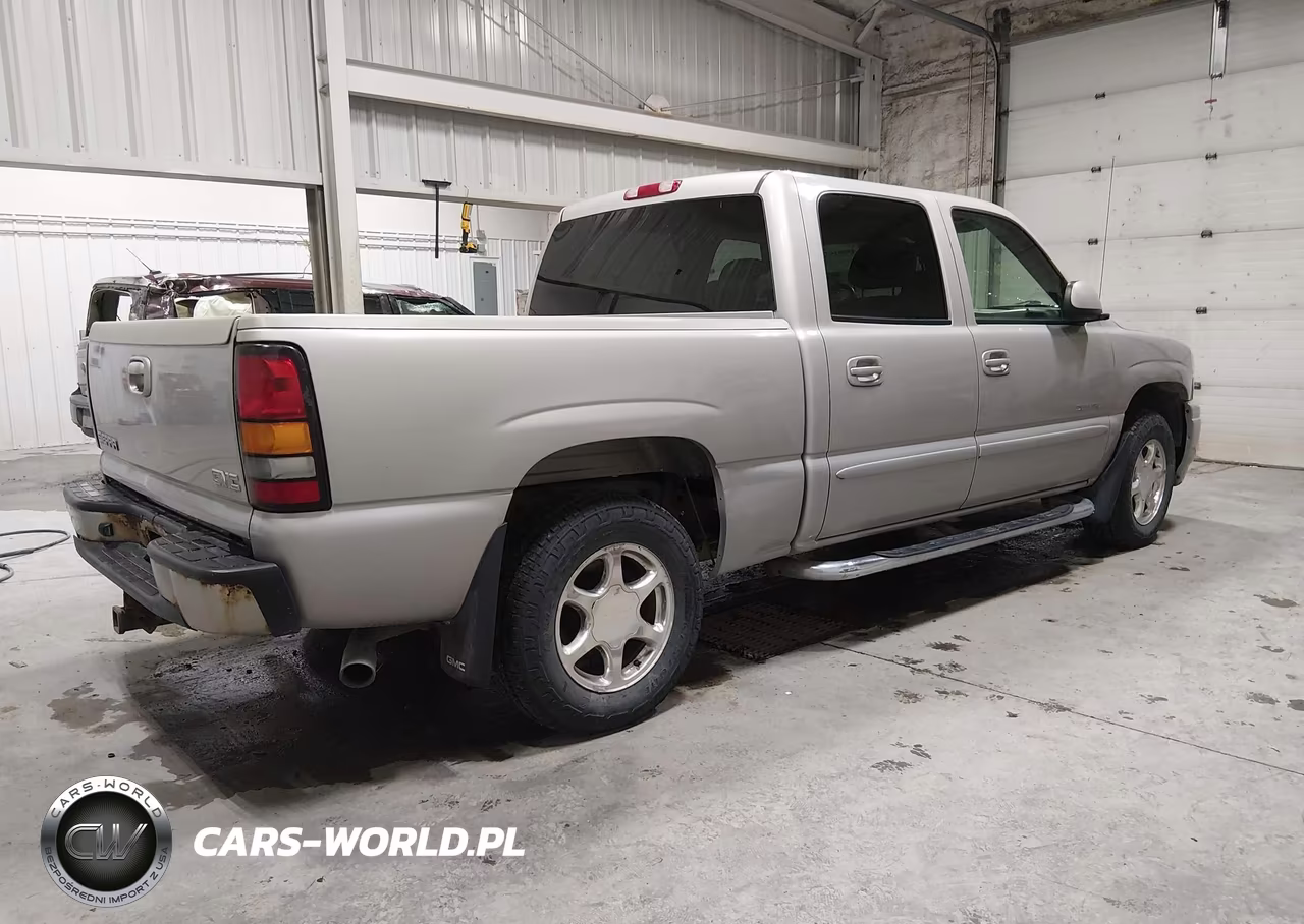 2005 GMC Sierra 1500 Denali VIN:2GTEK63N651162317 - 4