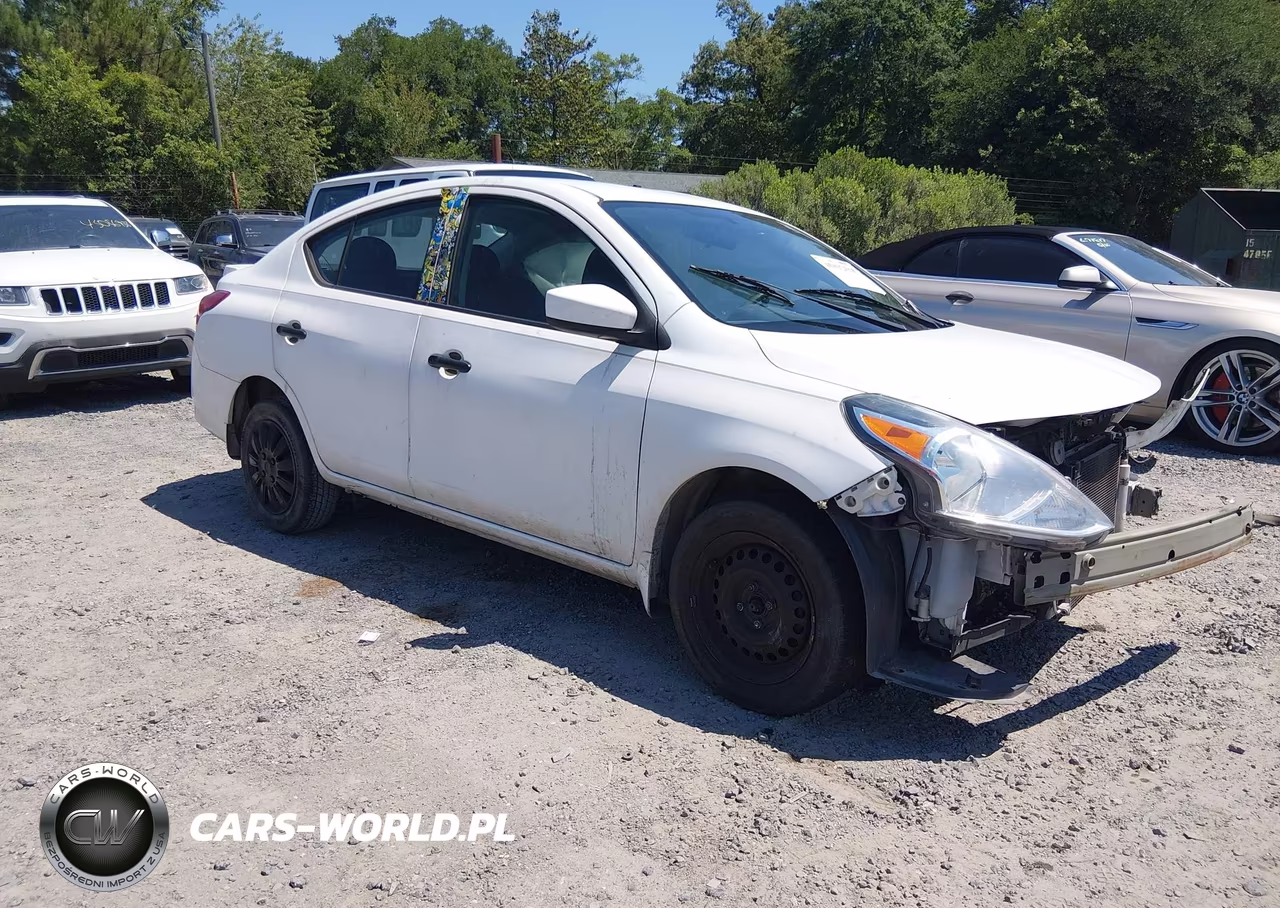 2017 Nissan Versa 1.6 S+ – zdjęcie 1 z 16