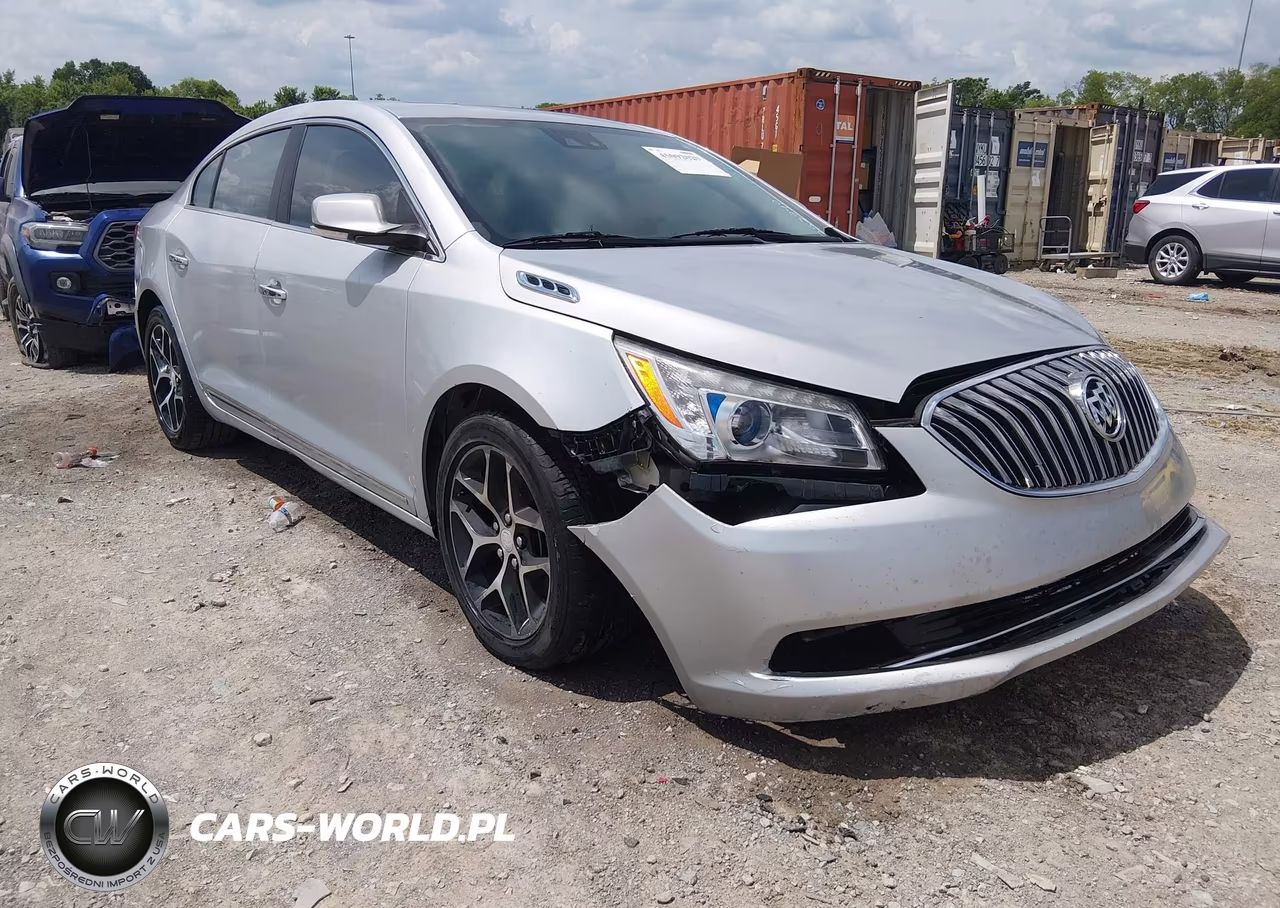 2016 Buick Lacrosse Sport Touring – zdjęcie 1 z 17