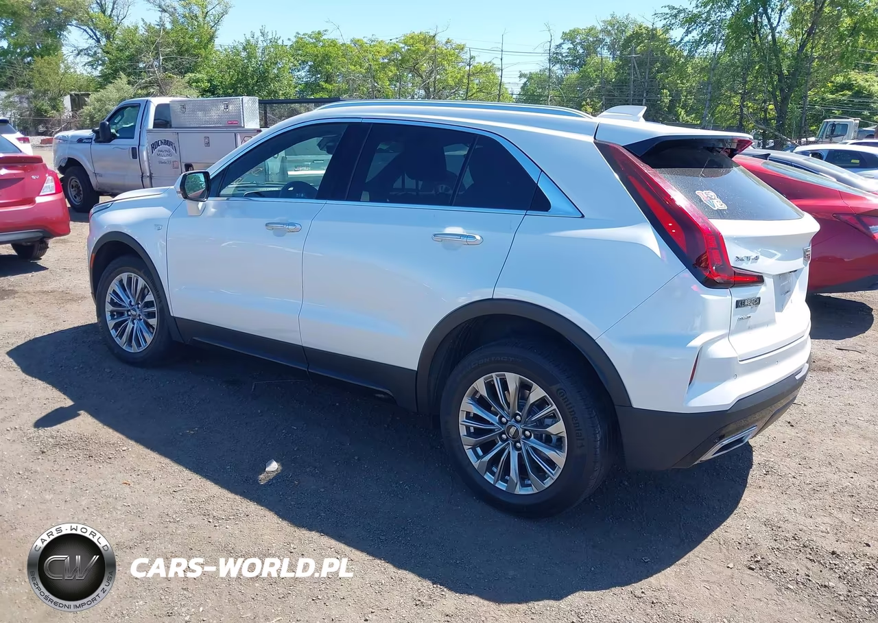 2024 Cadillac Xt4 Awd Premium Luxury VIN:1GYFZDR45RF157153 - 3