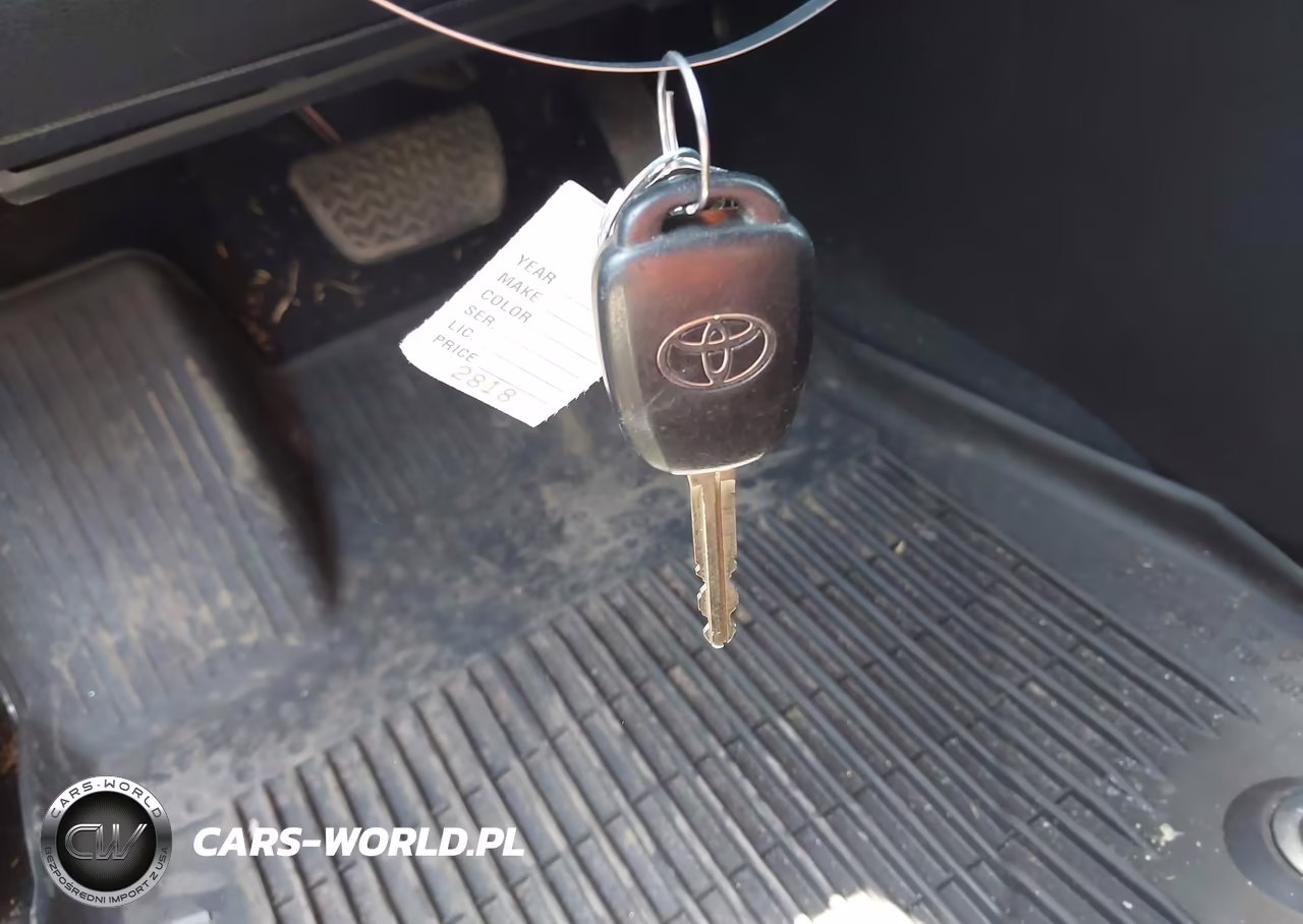 2019 Toyota Highlander Le VIN:5TDBZRFH9KS717478 - 11