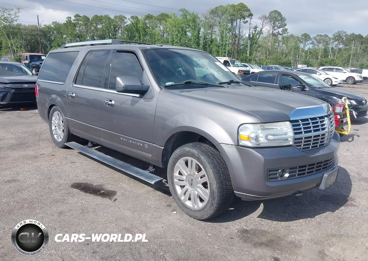 2013 Lincoln Navigator L – zdjęcie 1 z 16