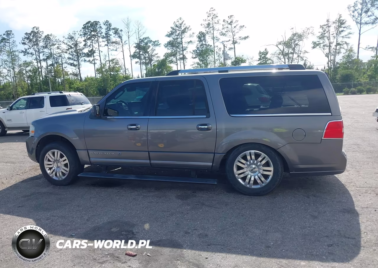 2013 Lincoln Navigator L VIN:5LMJJ3J56DEL07834 - 14