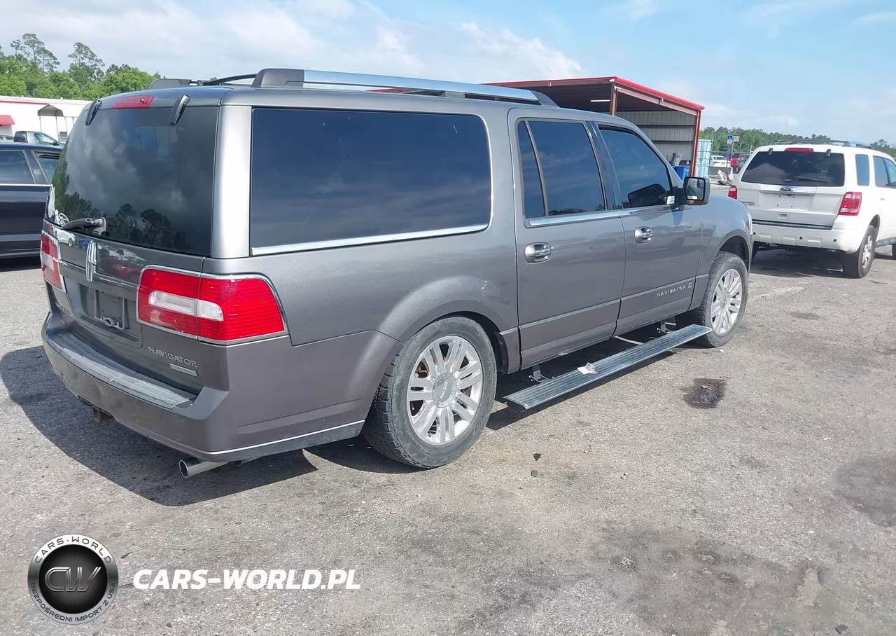 2013 Lincoln Navigator L VIN:5LMJJ3J56DEL07834 - 4