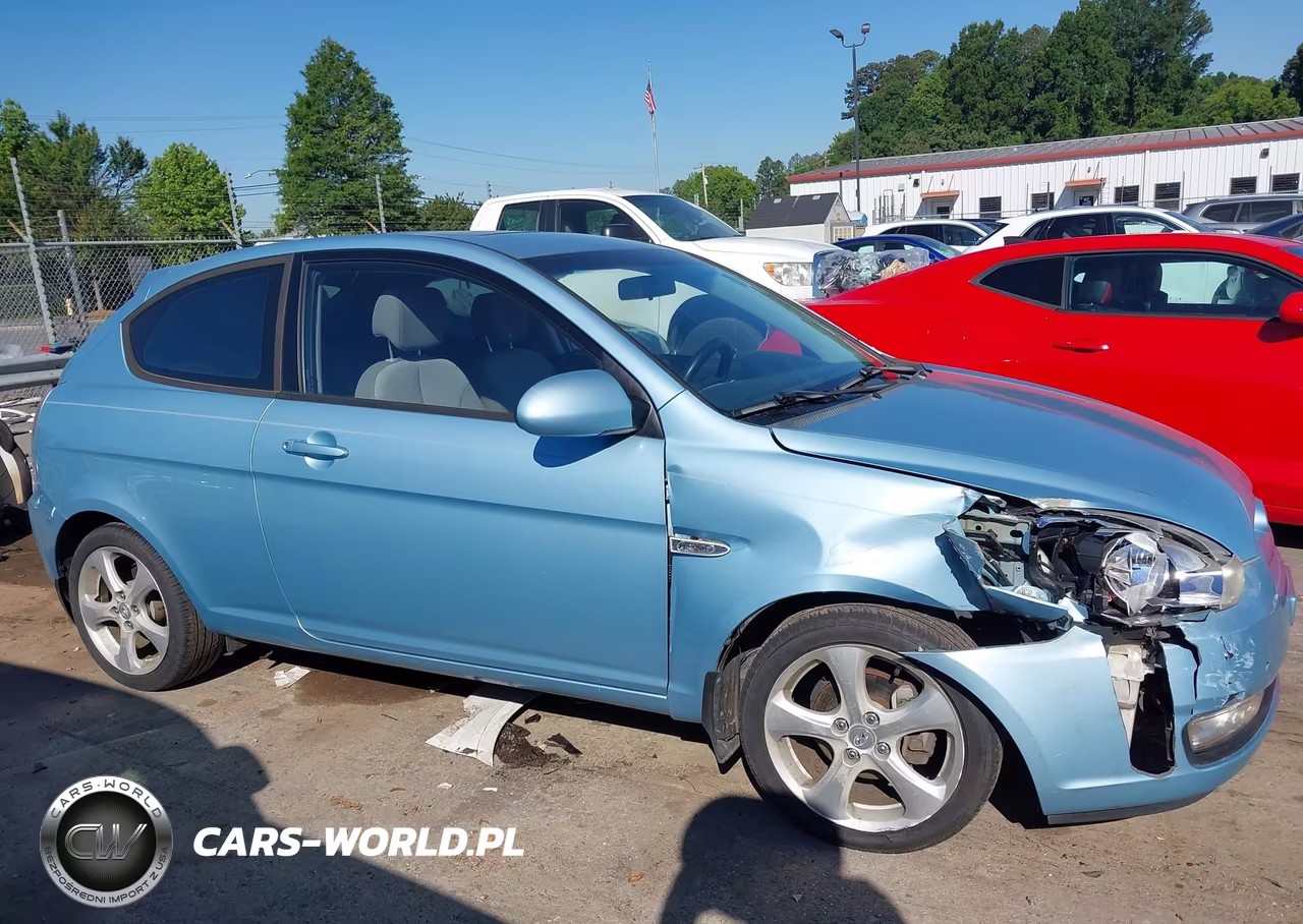 2007 Hyundai Accent Se VIN:KMHCN36C37U054716 - 13