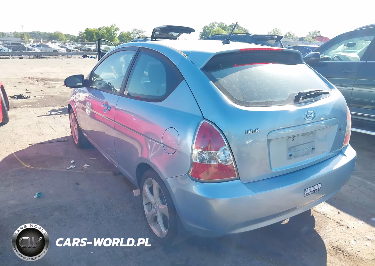 2007 Hyundai Accent Se VIN:KMHCN36C37U054716 - 3