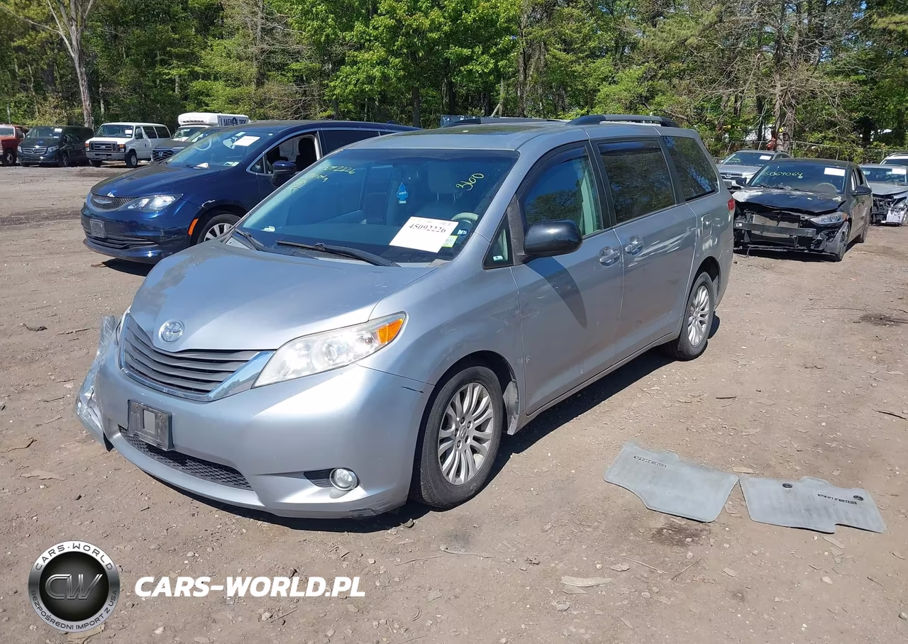 2013 Toyota Sienna Xle V6 8 Passenger VIN:5TDYK3DCXDS392782 - 2