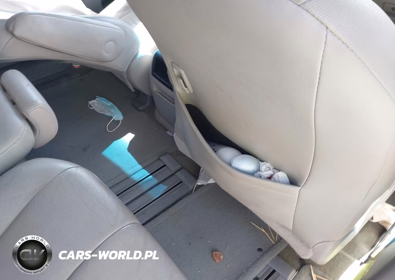 2013 Toyota Sienna Xle V6 8 Passenger VIN:5TDYK3DCXDS392782 - 8