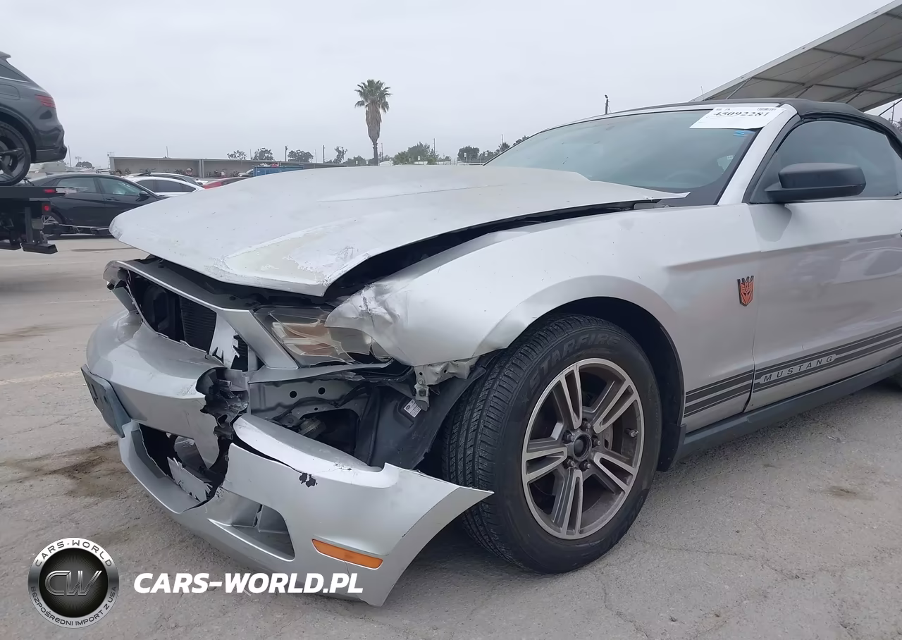 2010 Ford Mustang V6 Premium VIN:1ZVBP8EN6A5124752 - 17