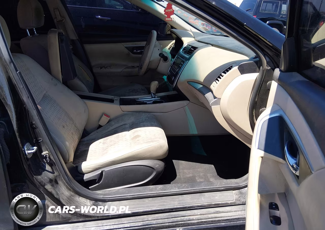 2016 Nissan Altima 2.5 S VIN:1N4AL3AP9GN305962 - 5