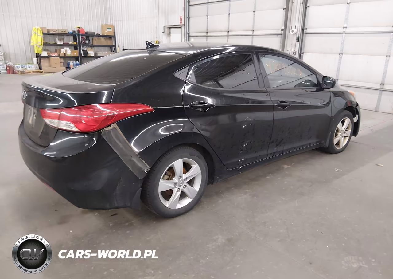 2013 Hyundai Elantra Gls VIN:KMHDH4AEXDU936102 - 4