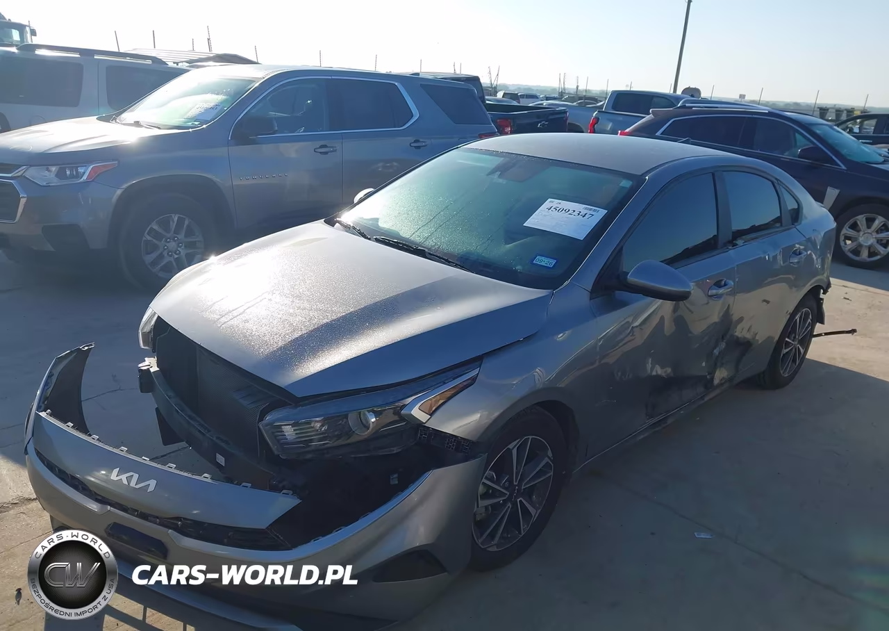 2023 Kia Forte Lxs VIN:3KPF24AD3PE692642 - 2