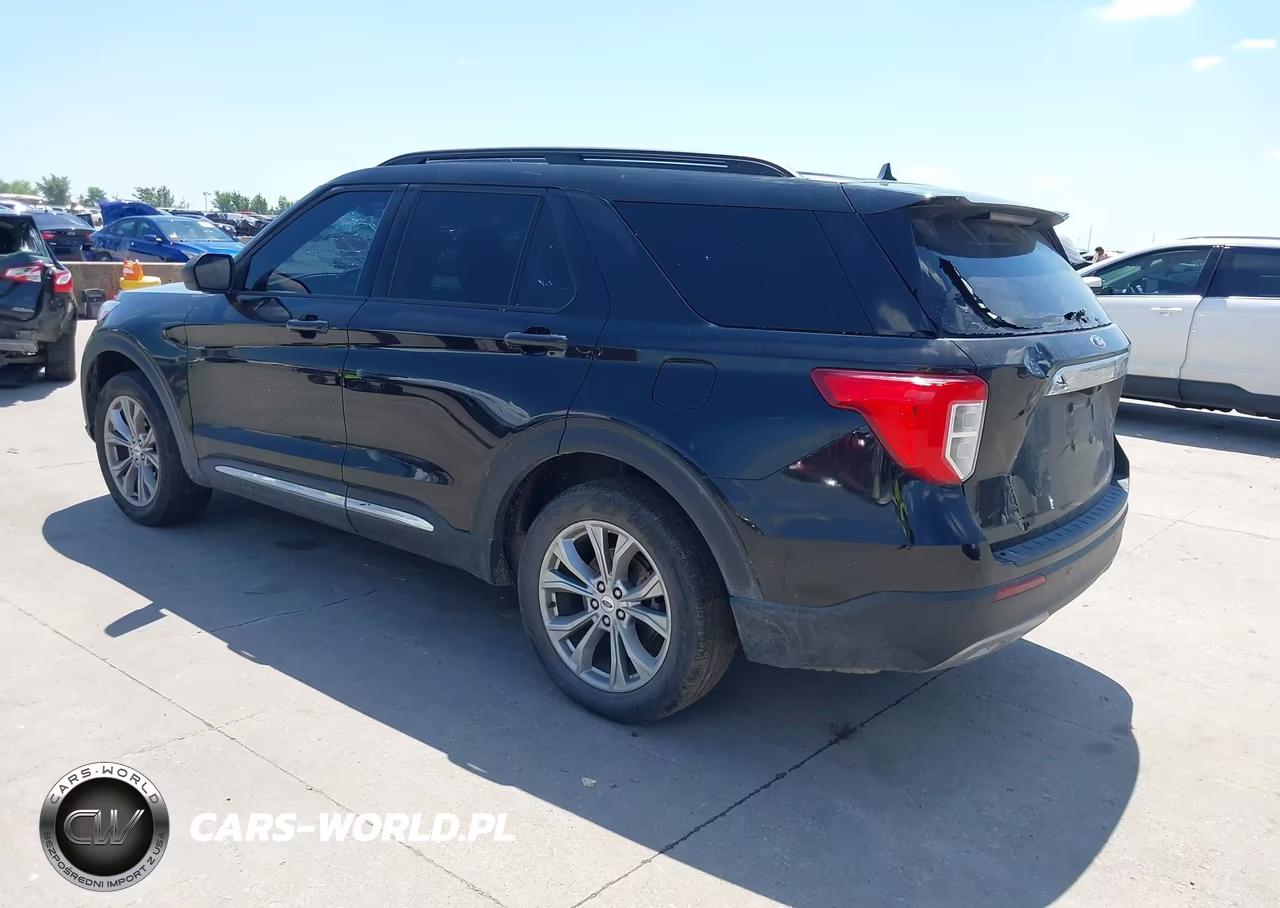 2023 Ford Explorer Xlt VIN:1FMSK7DH6PGA50426 - 3