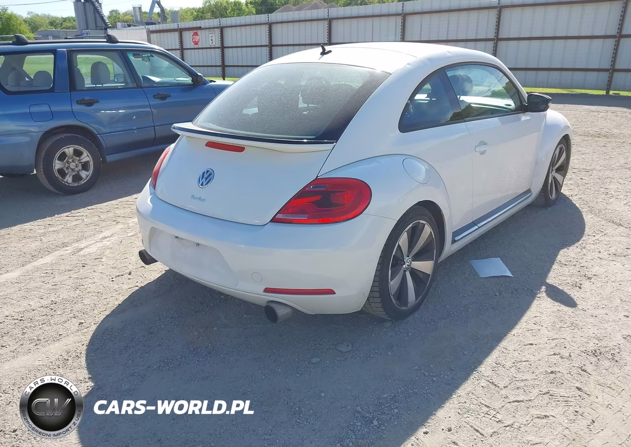 2012 Volkswagen Beetle 2.0T VIN:3VW4A7AT6CM644584 - 4