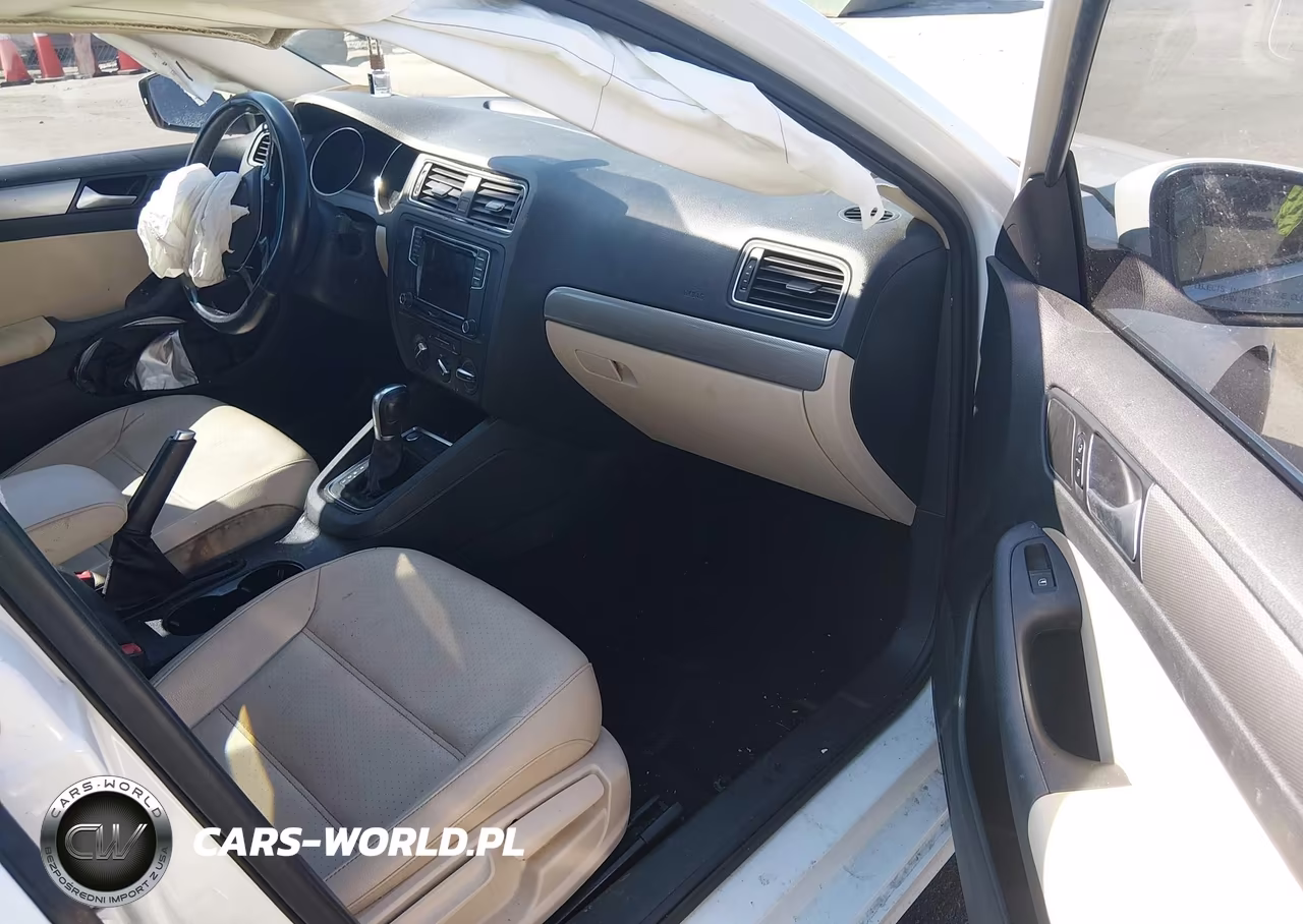 2018 Volkswagen Jetta 1.4T Se-1.4T Wolfsburg Edition VIN:3VWDB7AJ7JM252917 - 5