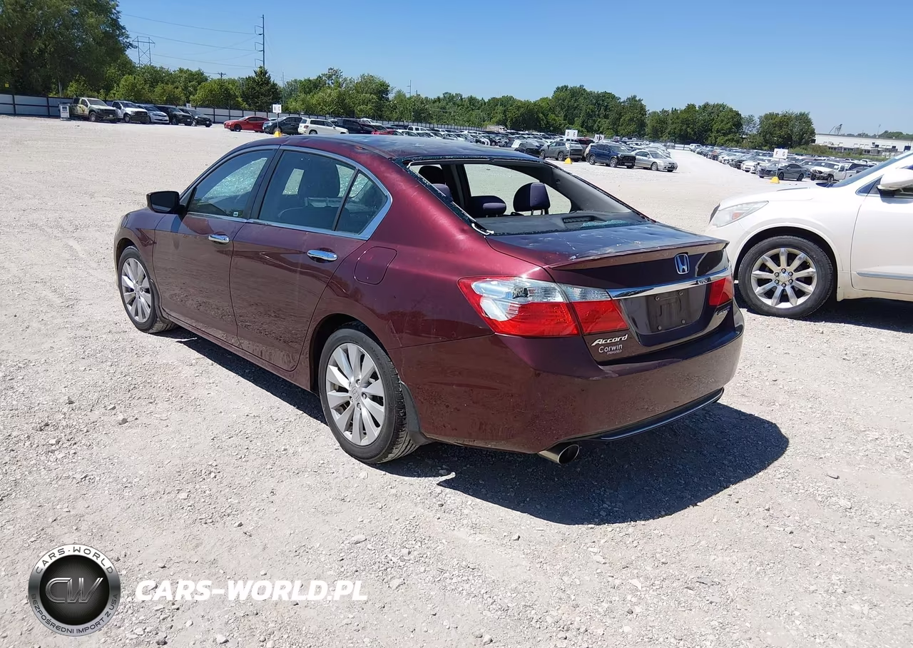 2015 Honda Accord Sport VIN:1HGCR2F5XFA152972 - 3