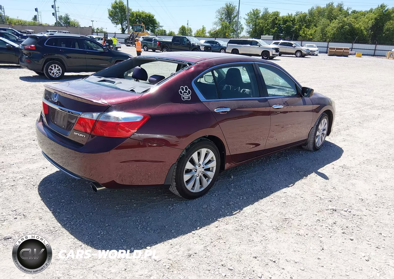 2015 Honda Accord Sport VIN:1HGCR2F5XFA152972 - 4