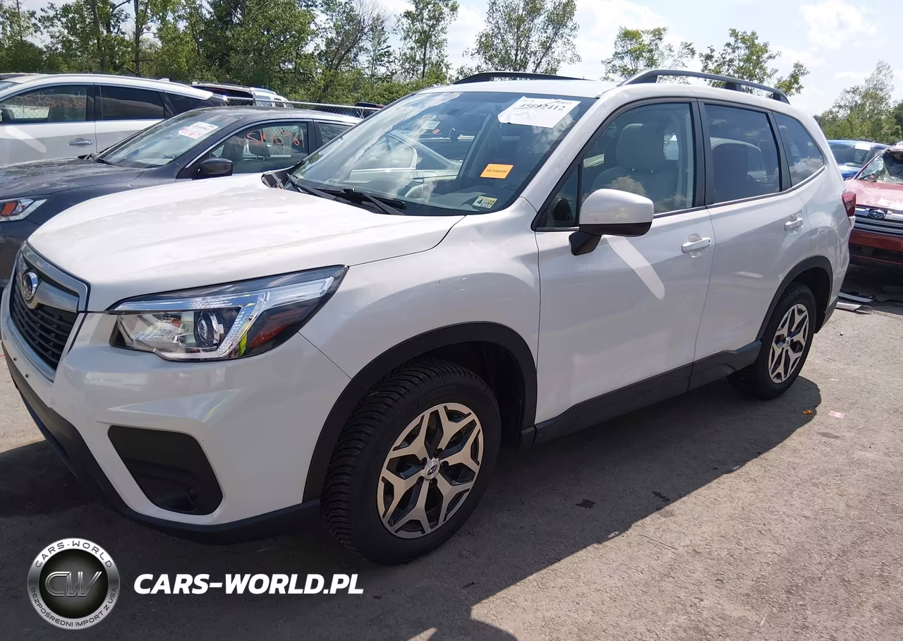 2020 Subaru Forester Premium VIN:JF2SKAGC5LH517620 - 2