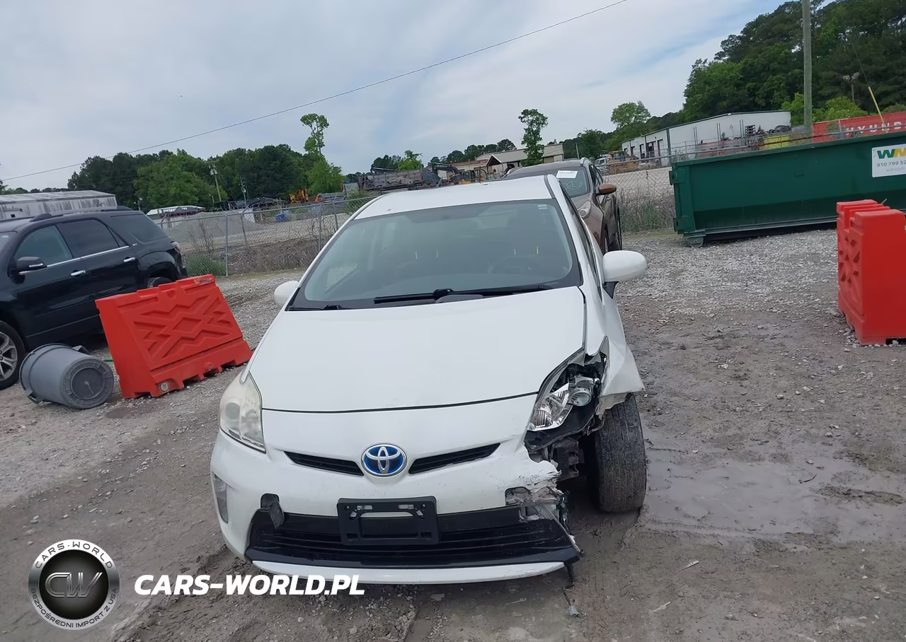 2014 Toyota Prius Two VIN:JTDKN3DU9E1792420 - 12