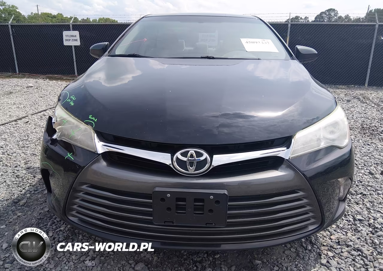2017 Toyota Camry Le VIN:4T1BF1FK1HU667651 - 12