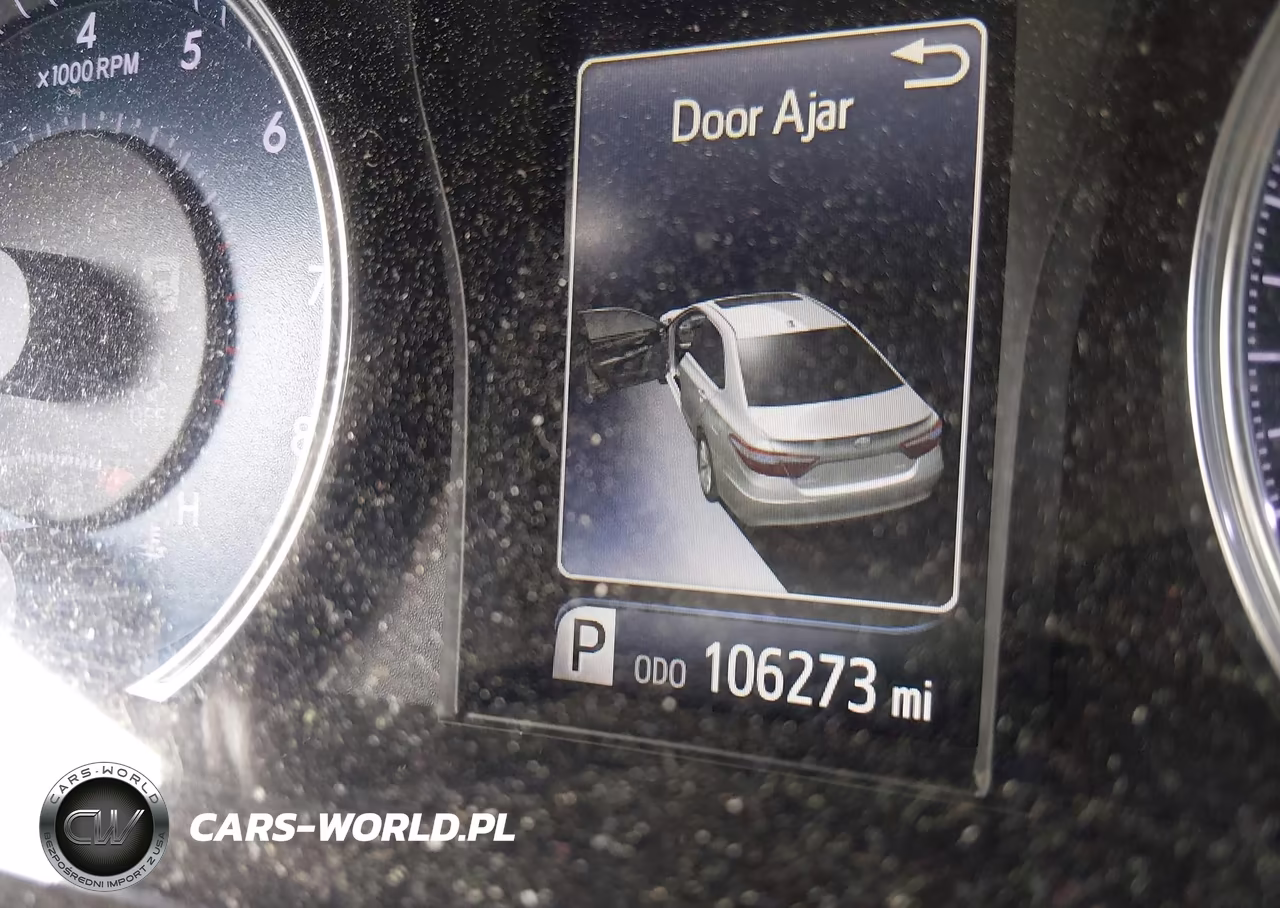 2017 Toyota Camry Le VIN:4T1BF1FK1HU667651 - 15