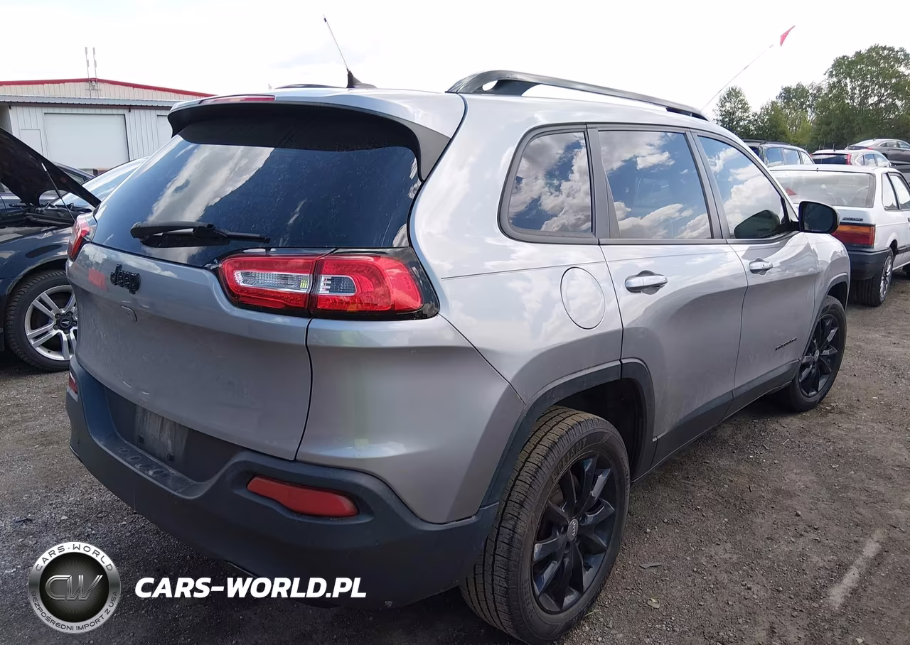 2014 Jeep Cherokee Altitude VIN:1C4PJLCS9EW320643 - 4