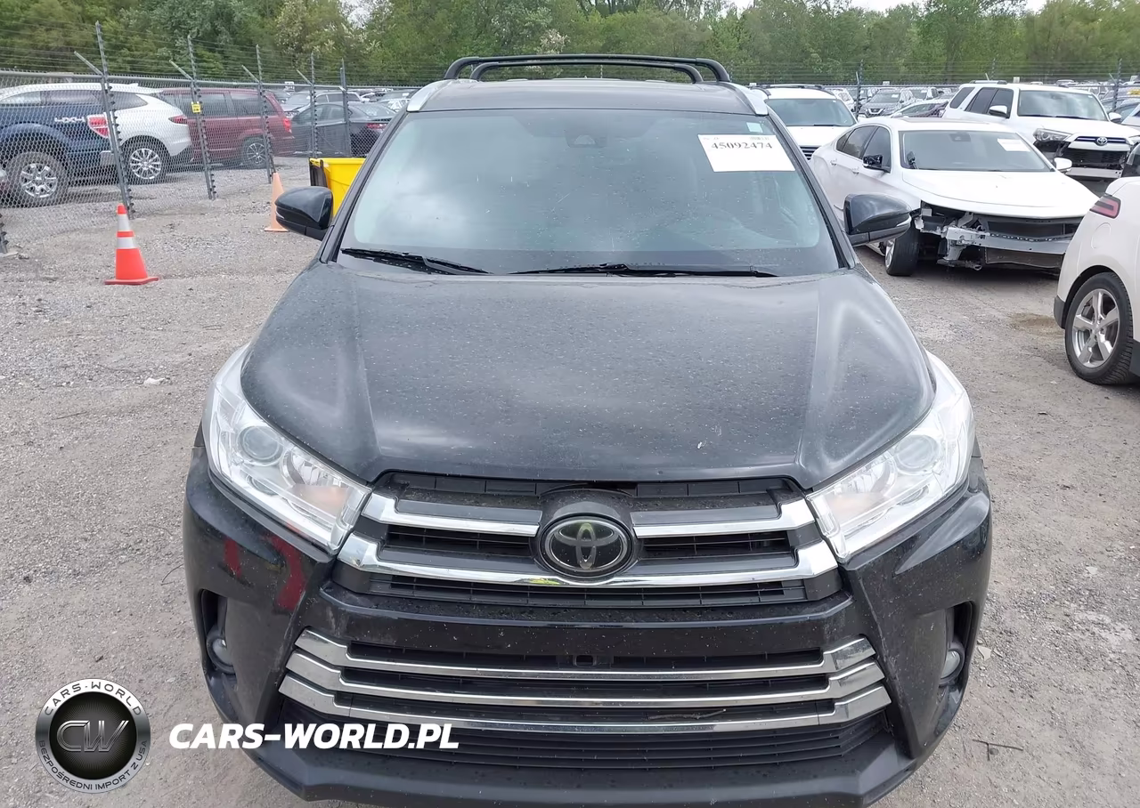 2019 Toyota Highlander Xle VIN:5TDJZRFH6KS585811 - 12