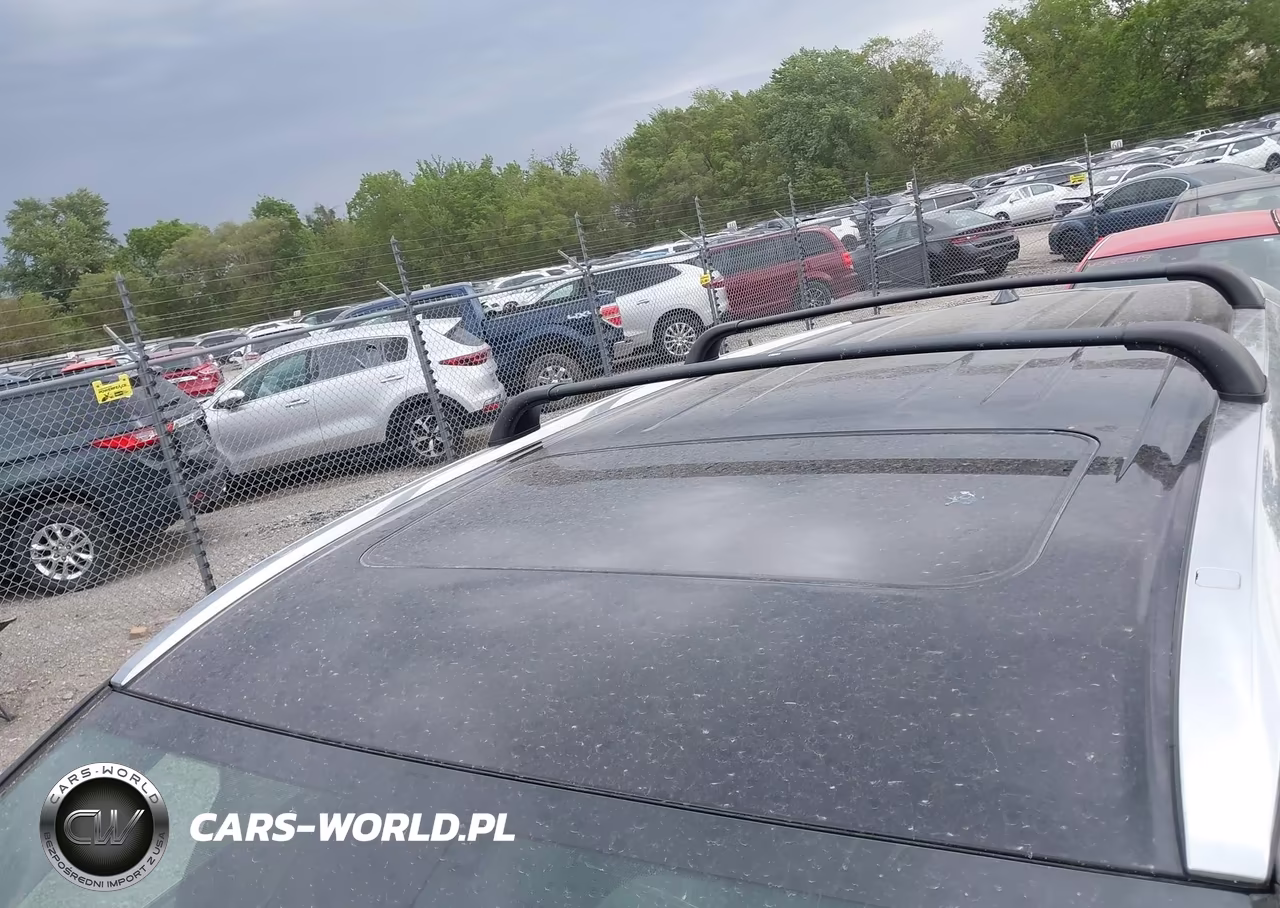 2019 Toyota Highlander Xle VIN:5TDJZRFH6KS585811 - 18