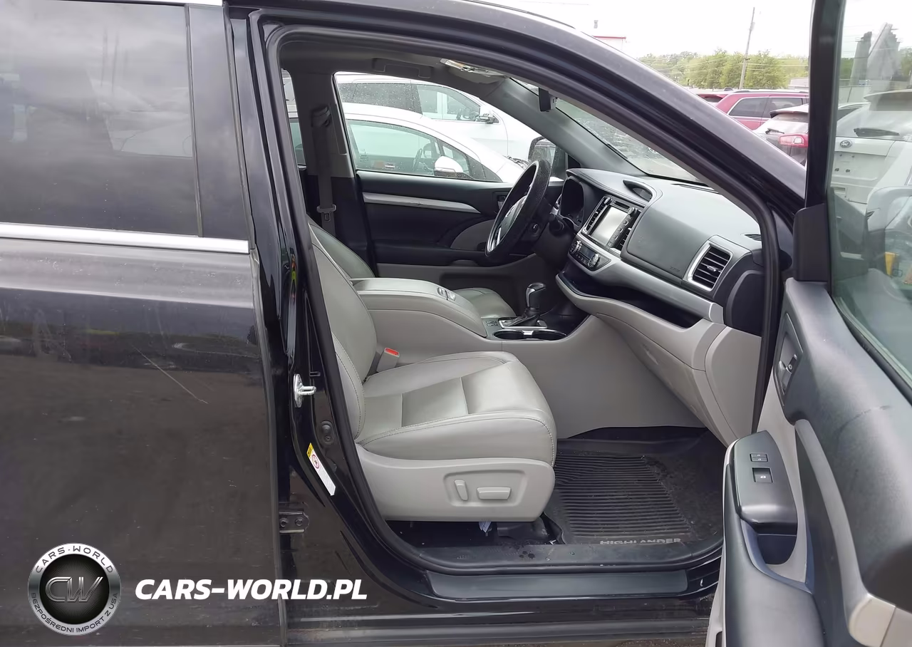 2019 Toyota Highlander Xle VIN:5TDJZRFH6KS585811 - 5