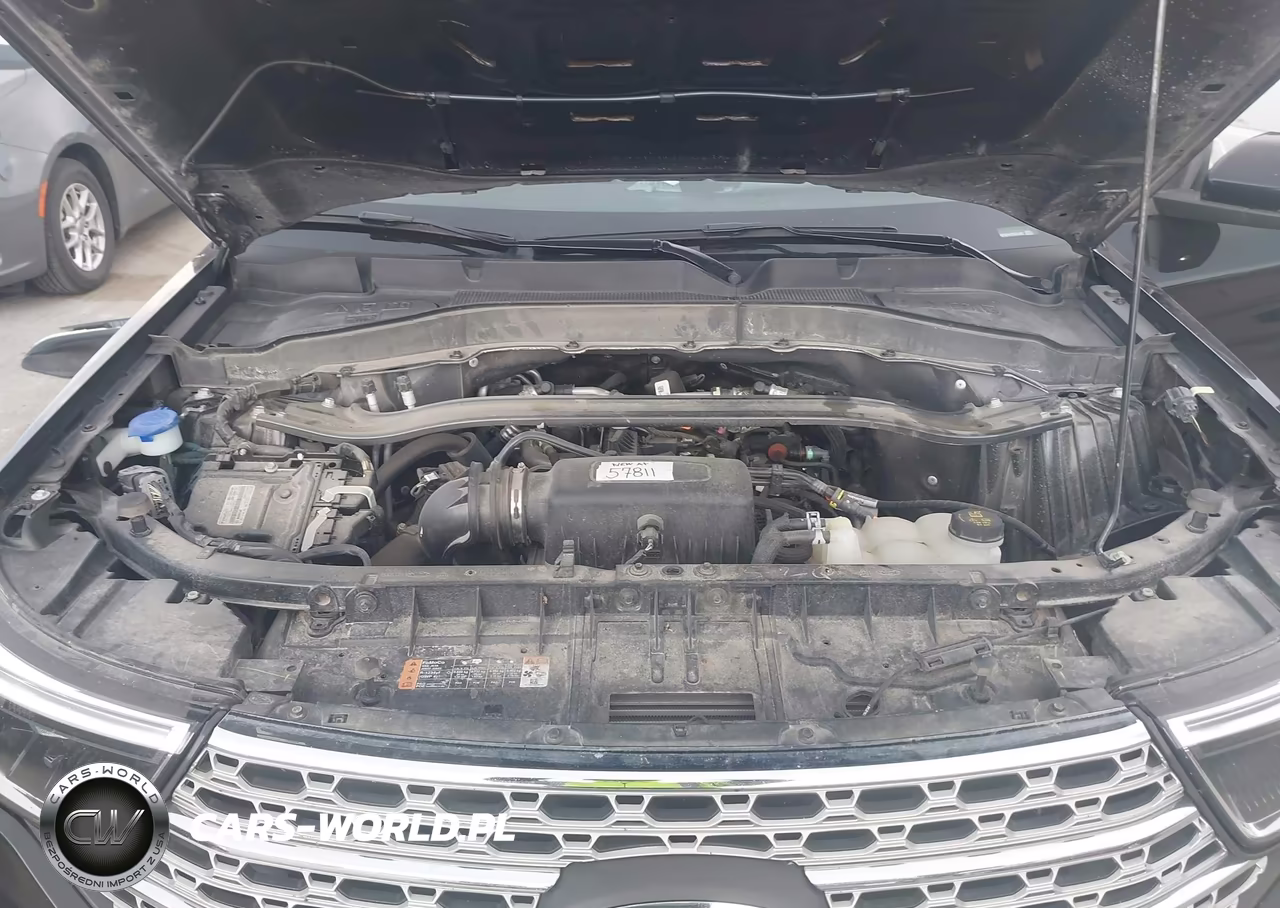 2023 Ford Explorer Limited VIN:1FMSK8FH1PGC04480 - 10