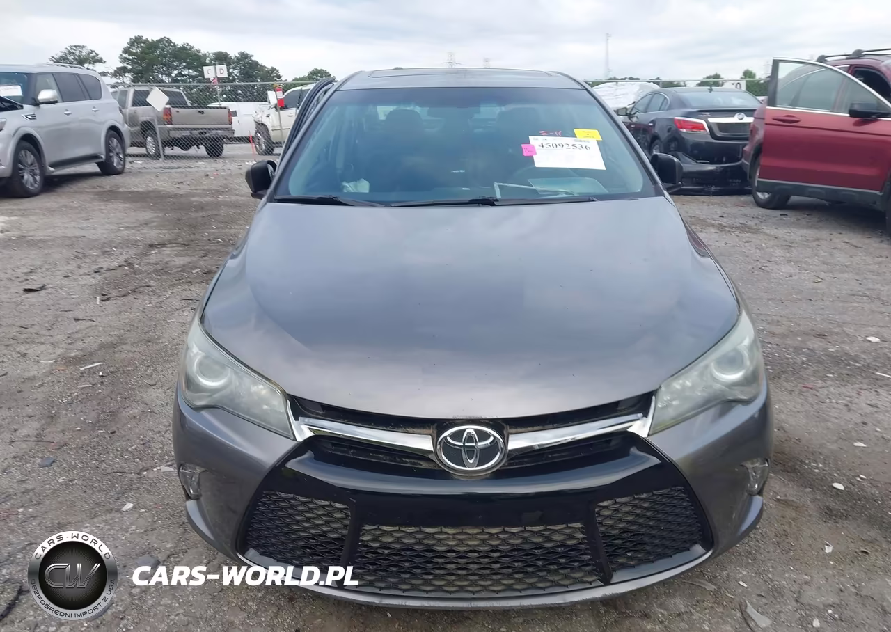 2016 Toyota Camry Xse VIN:4T1BF1FK3GU255861 - 12