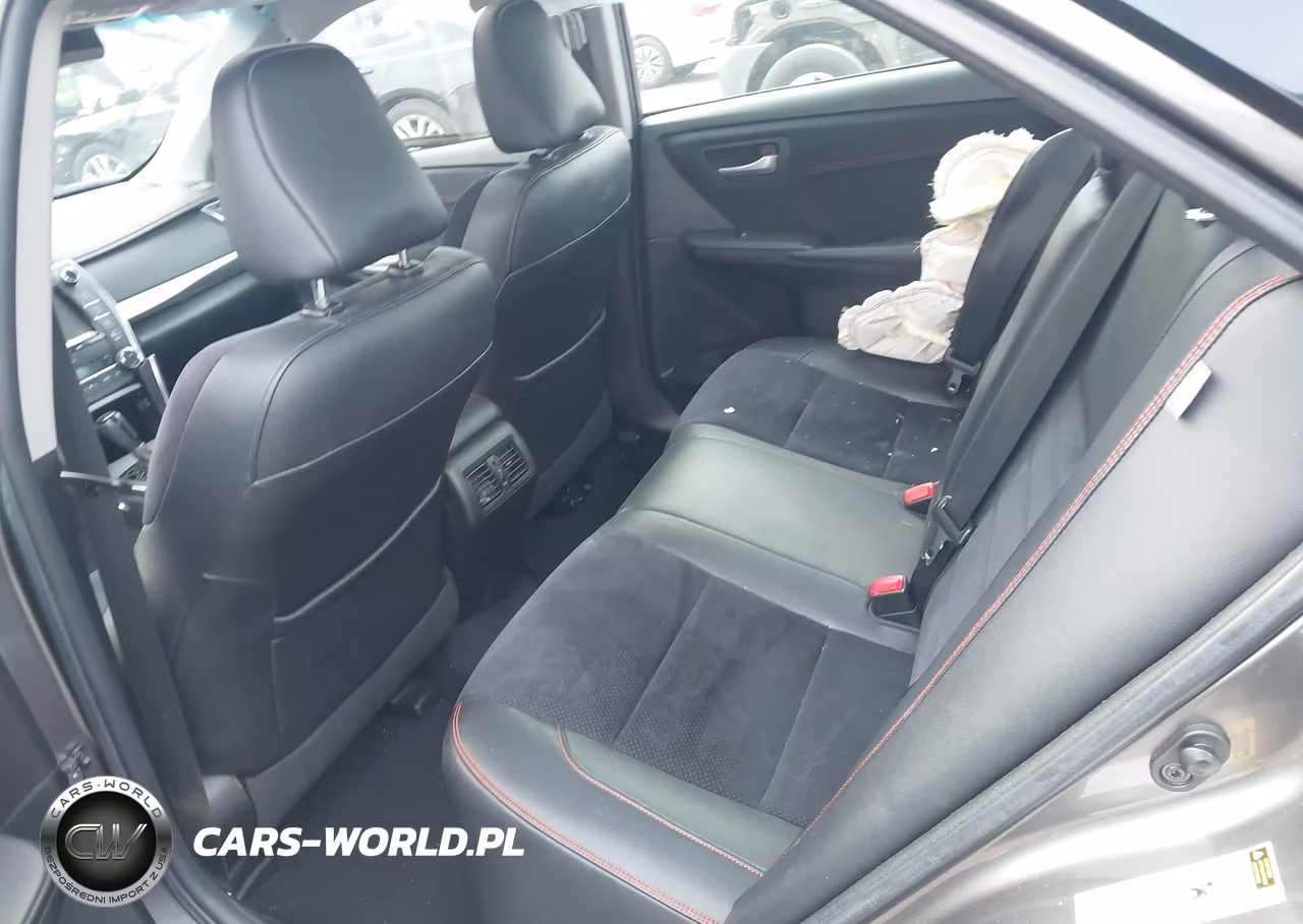 2016 Toyota Camry Xse VIN:4T1BF1FK3GU255861 - 8