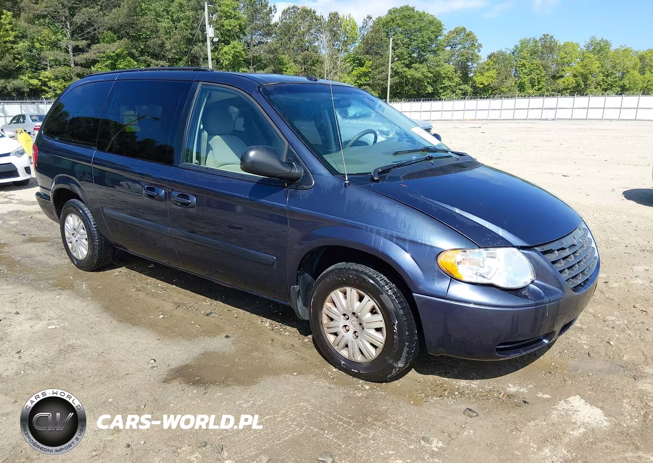 2007 Chrysler Town & Country Lx