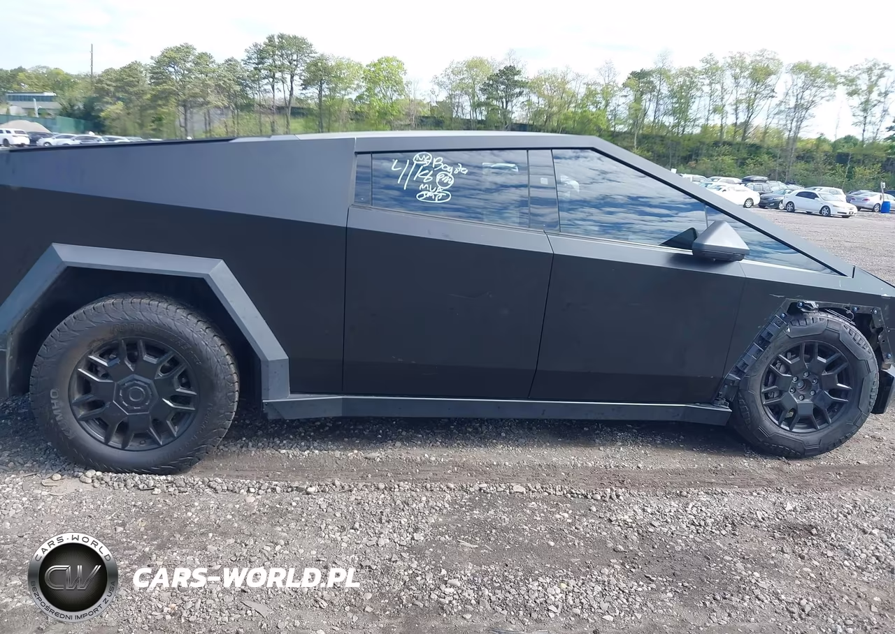 2024 Tesla Cybertruck All-Wheel Drive VIN:7G2CEHED6RA003471 - 13