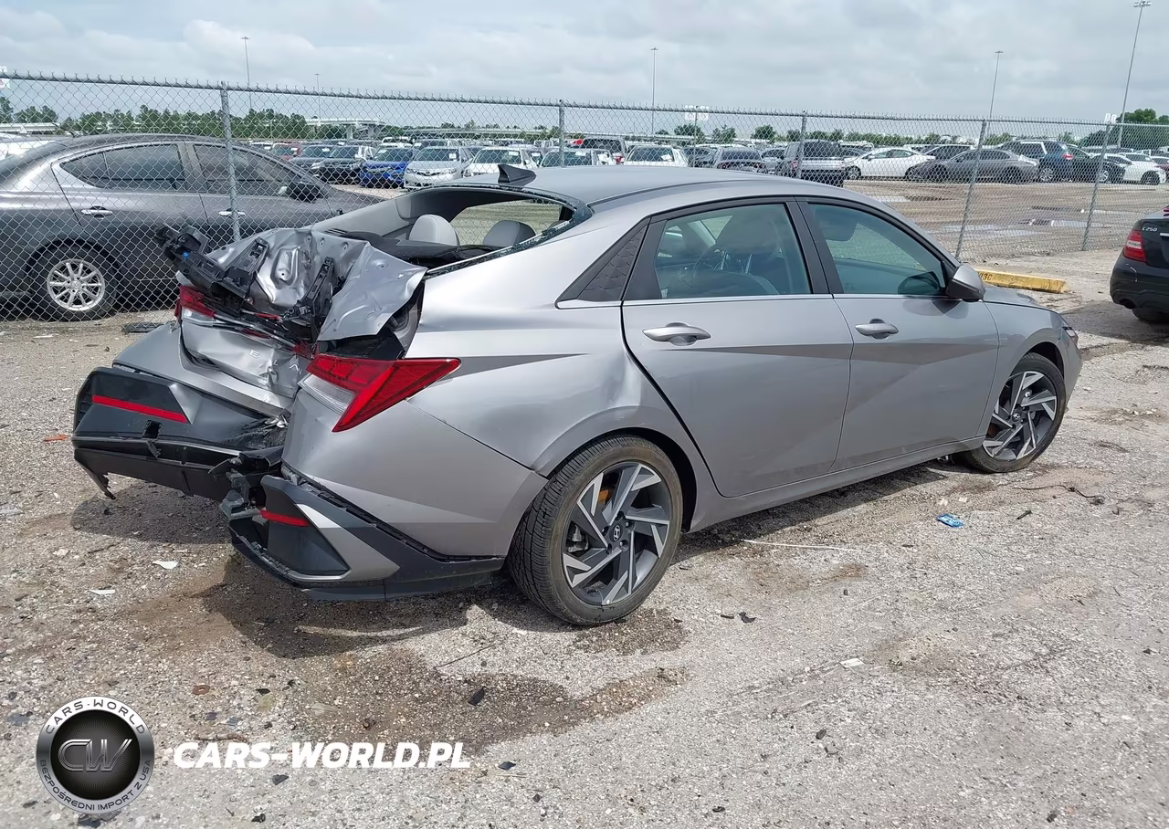 2025 Hyundai Elantra Hybrid Limited VIN:KMHLN4DJ5SU127388 - 4