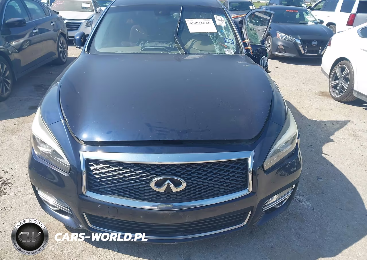 2018 Infiniti Q70 3.7 Luxe VIN:JN1BY1AP4JM180163 - 11